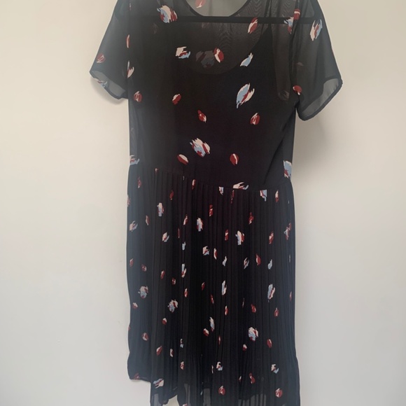 ASOS Selected Femme Printed Dress With Pleated Skirt - Black / EU 36 - Picture 2 of 7